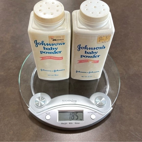 Johnson's Baby Powder Original Talc Formula 14oz 90s VTG USA Made Movie Bundle - Picture 3 of 3